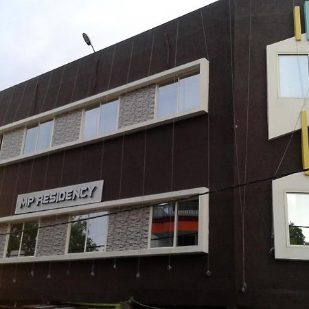 Hotel Mp Residency Ujjain Exterior foto